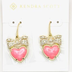 KENDRA SCOTT Haisley Pink 🩷 Heart Drop Earrings with Gold Bow 🎀 NEW